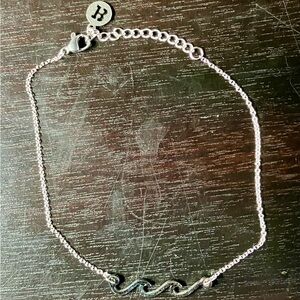 Double Wave Ankle Bracelet in Silver Tone.